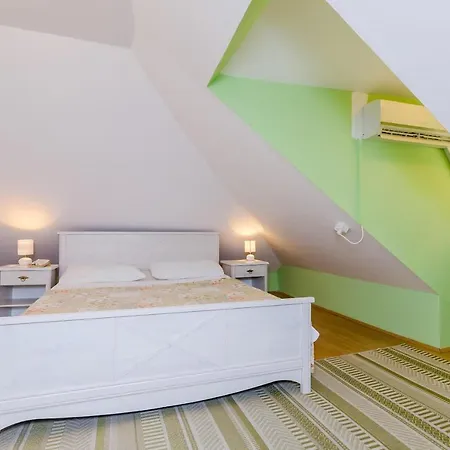 Old Town Baroque Palace - One Bedroom With City View ... * Dubrovník